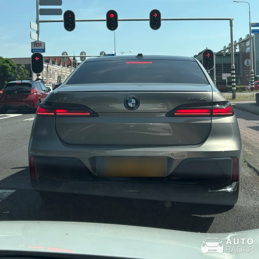 BMW i7 spotted in Heiloo