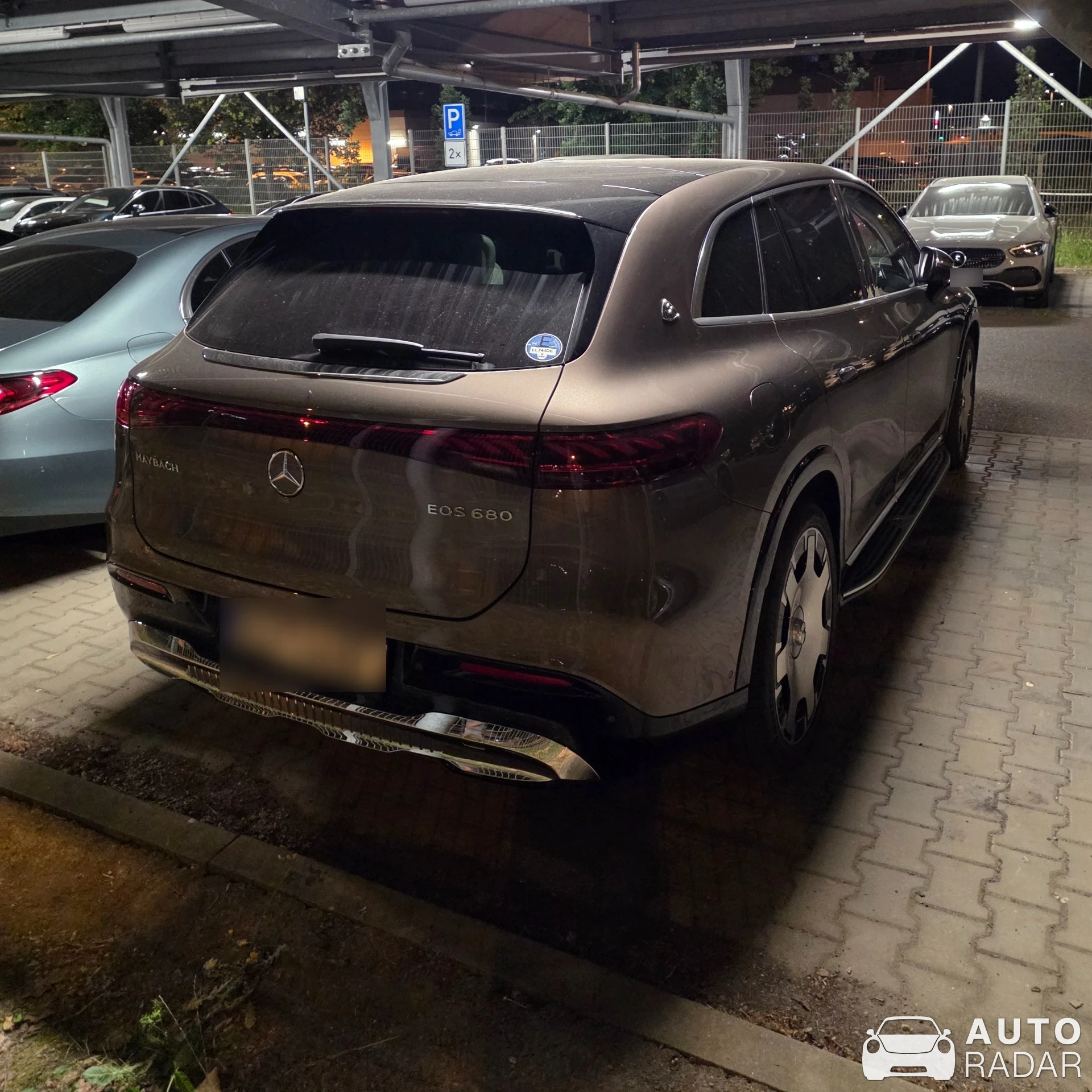 Mercedes-Maybach EQS SUV spotted in Praha