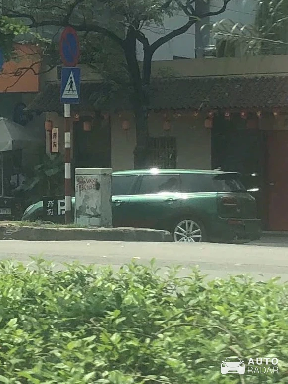 Mini F54 Clubman John Cooper Works 2019 spotted in Hanoi