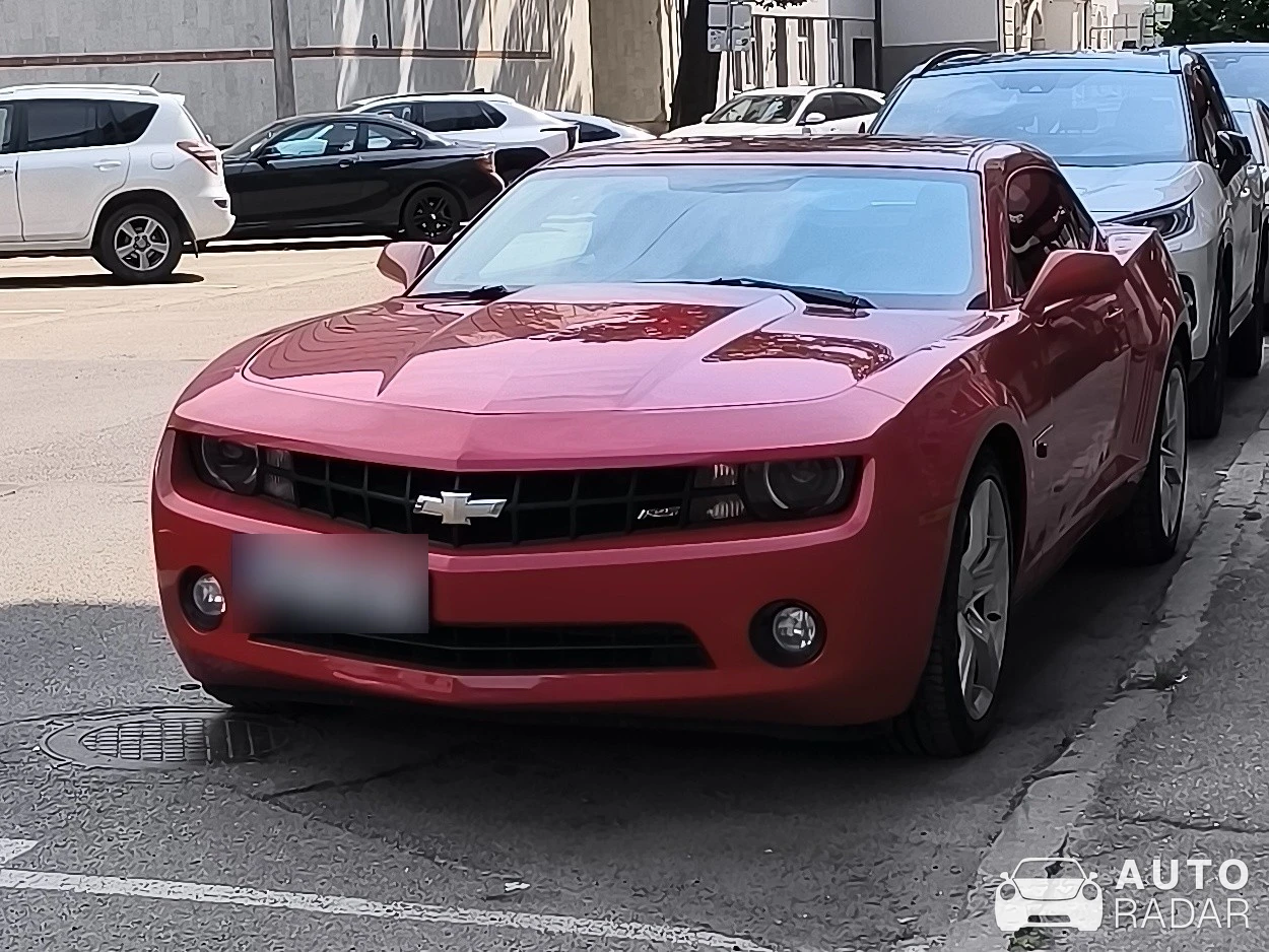 Chevrolet Camaro RS spotted in Riga