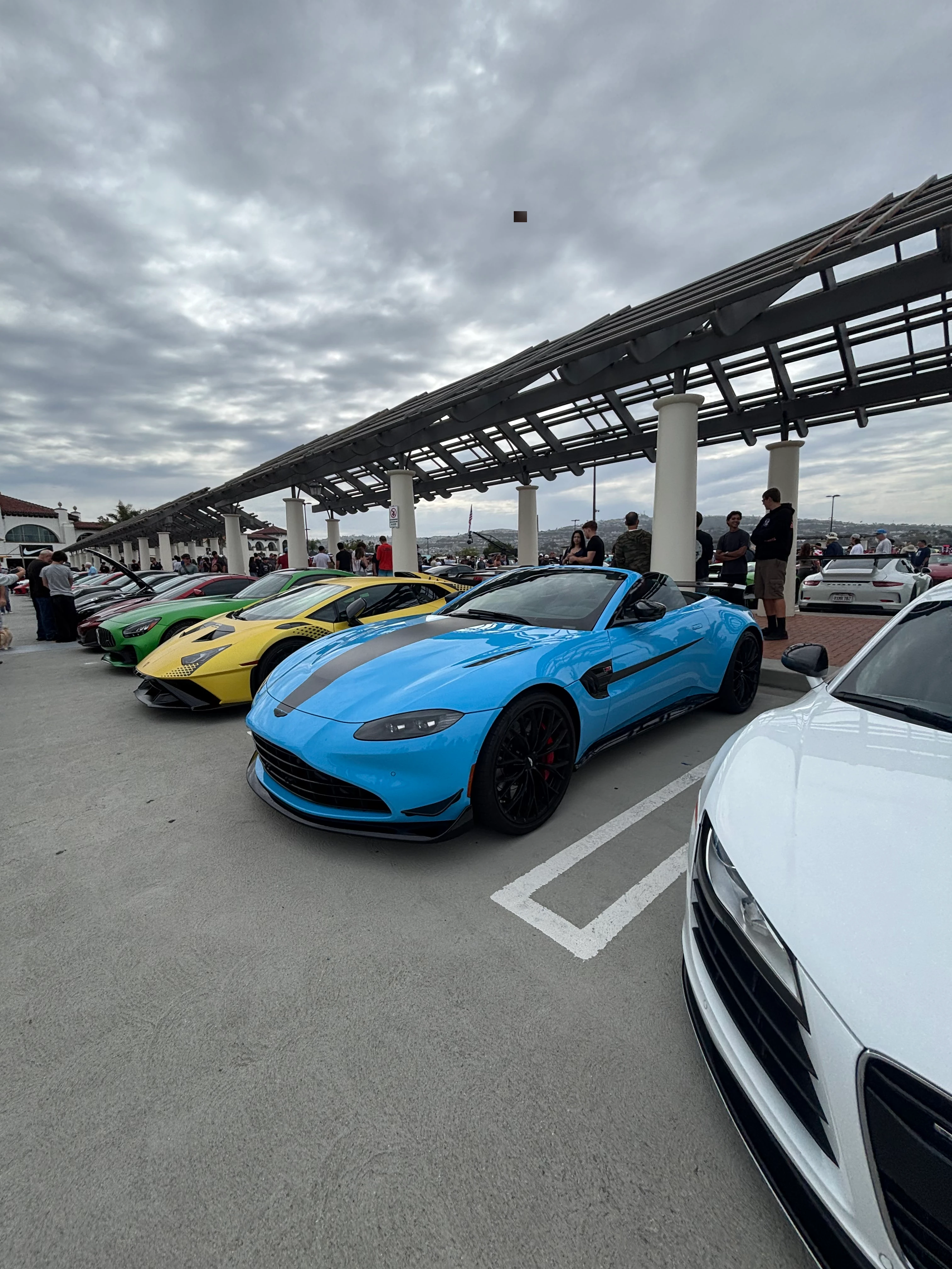 Aston Martin V8 Vantage Formula 1 Edition Roadster spotted in San Clemente