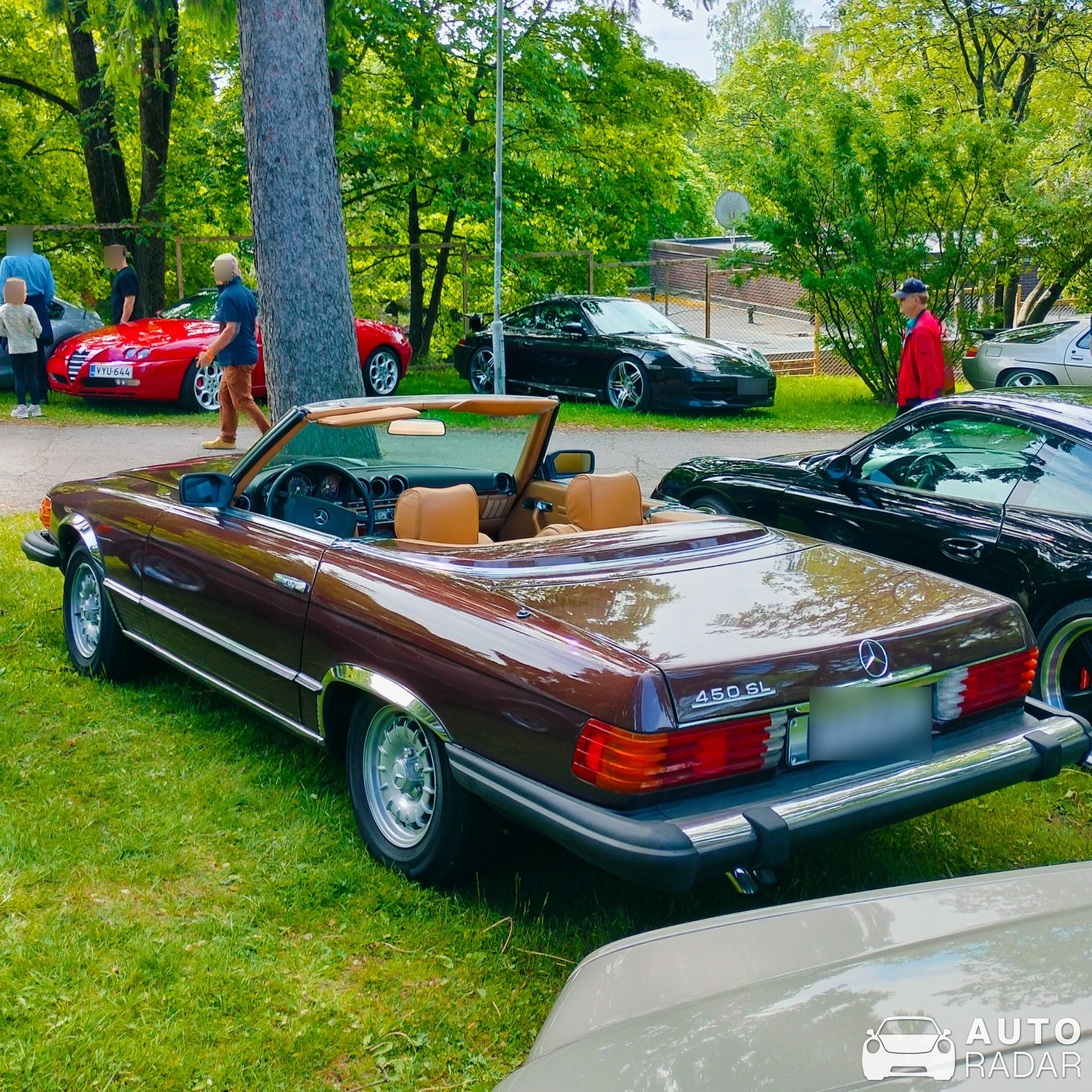 Mercedes-Benz 450SL spotted in Turku