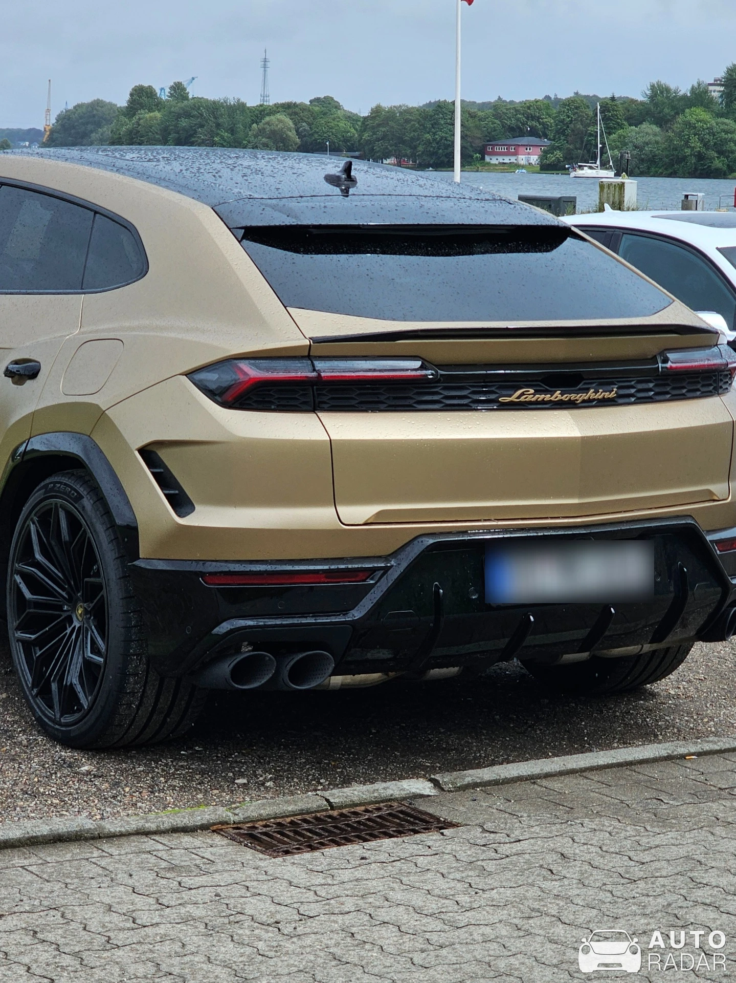 Lamborghini Urus Performante spotted in Rendsburg