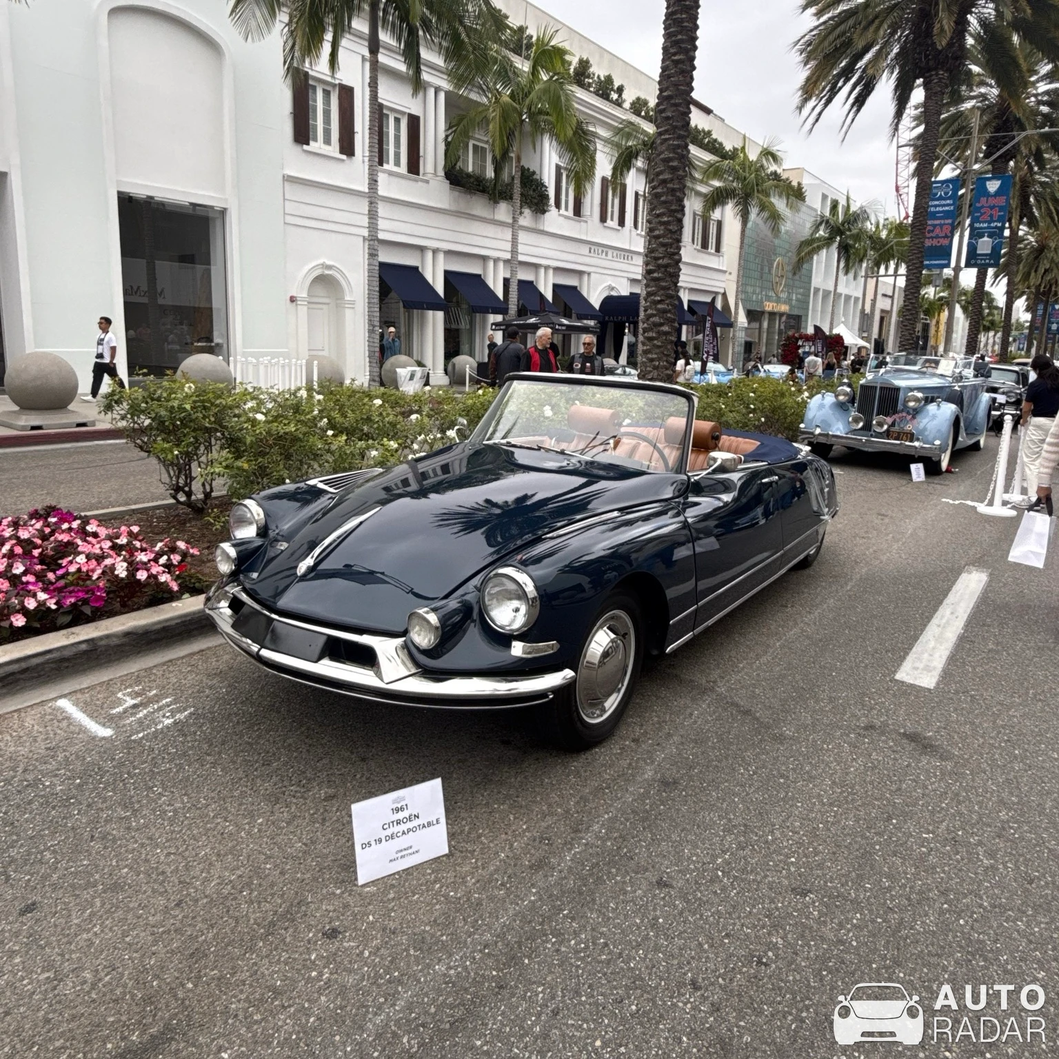 Citroën DS 19 Decapotable spotted in Beverly Hills