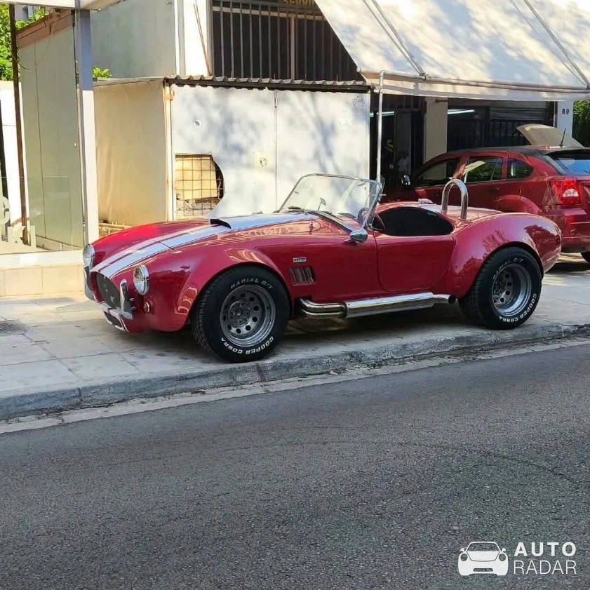 Shelby Cobra 427 spotted in Λιβαδειά