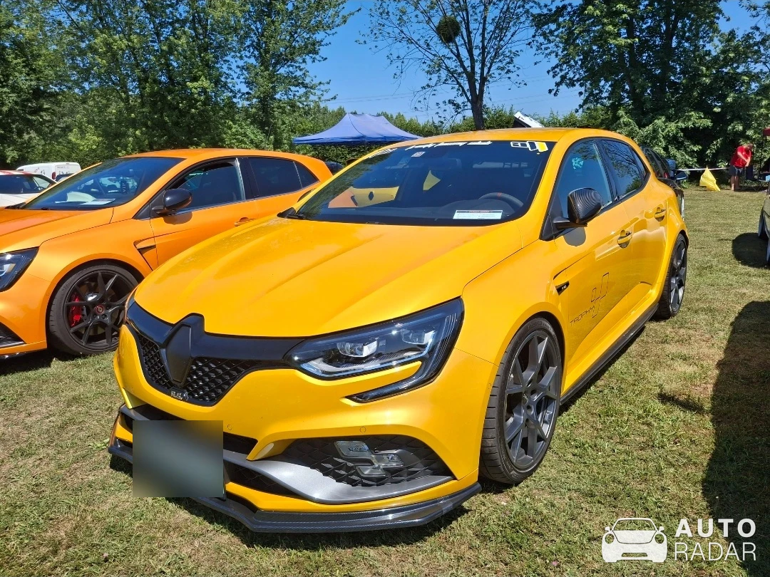 Renault Megane spotted in Lendava