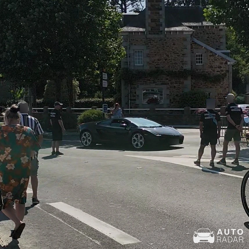 Lamborghini Gallardo spotted in Perros-Guirec