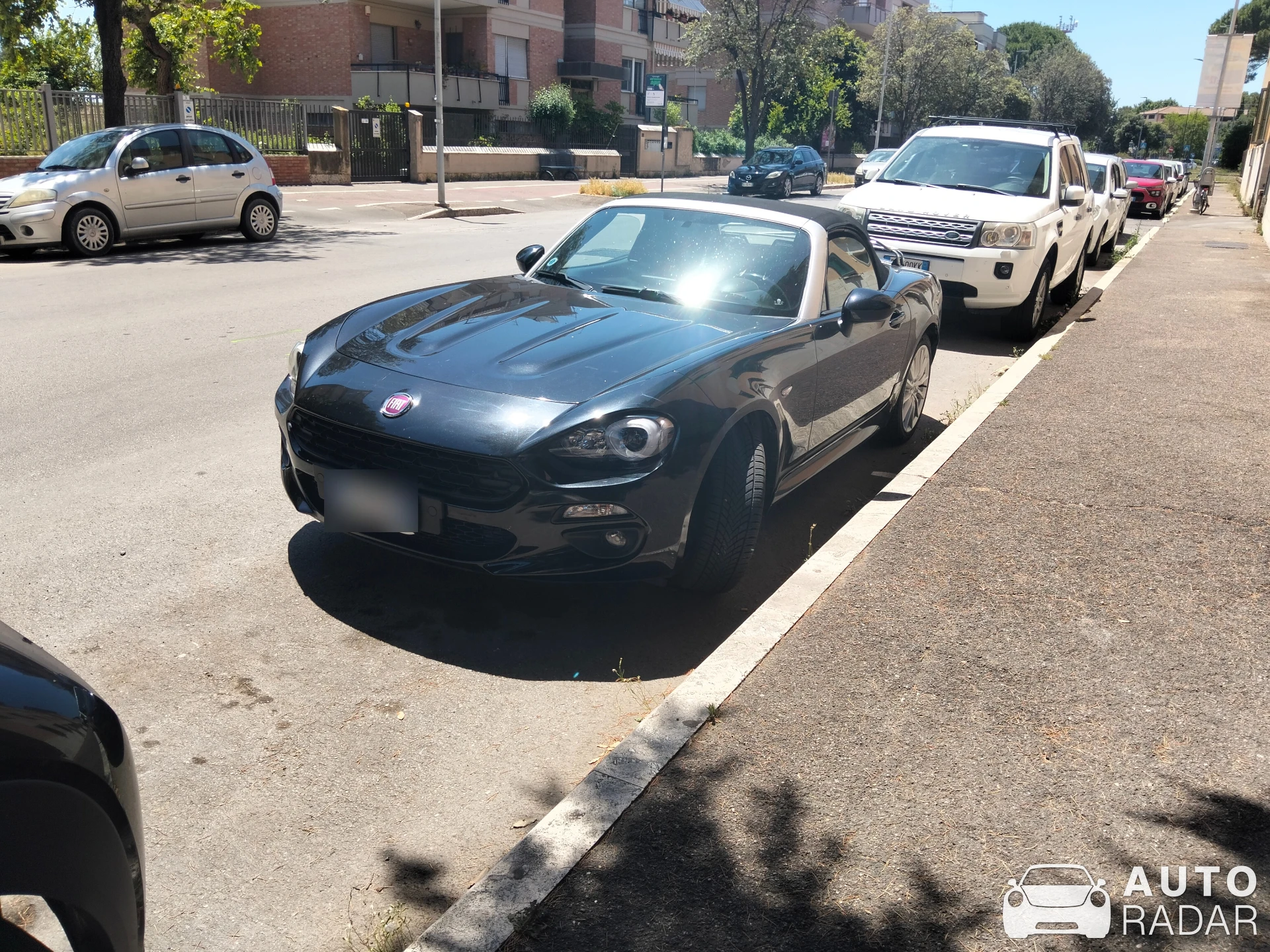 Fiat 124 Spider spotted in Grosseto