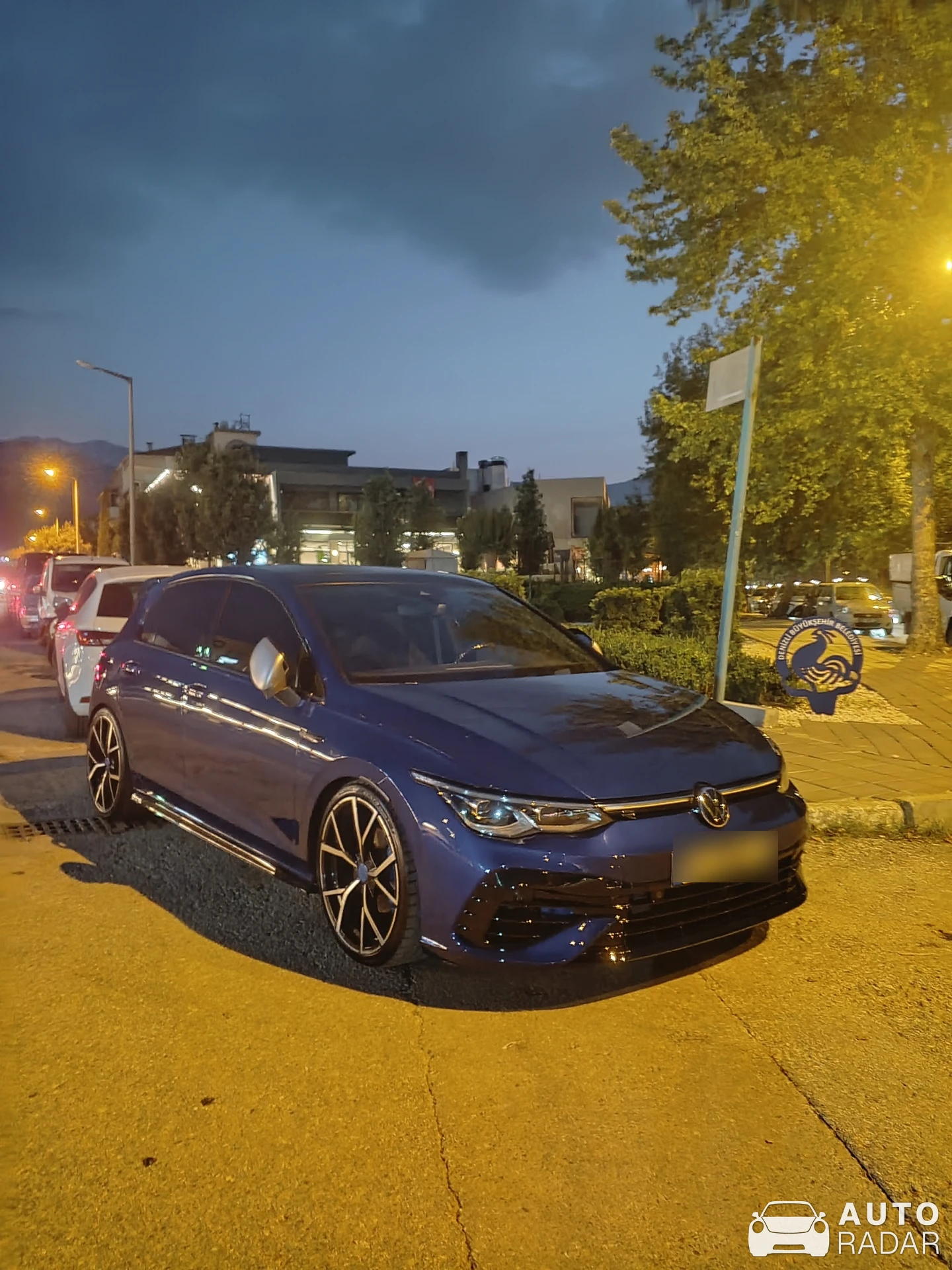 Volkswagen Golf 8 R spotted in Merkezefendi, Türkiye