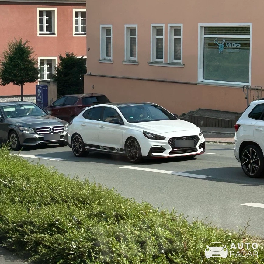 Hyundai i30 N Fastback spotted in Zwönitz