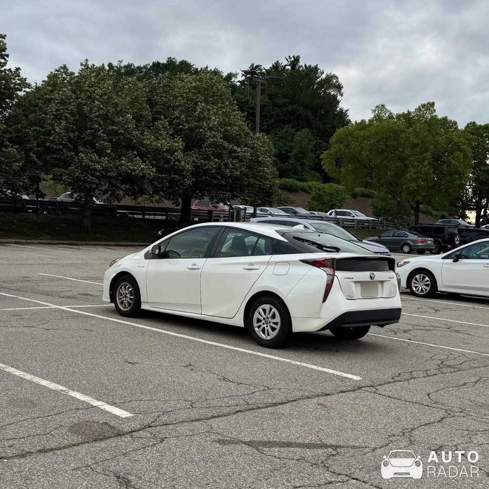 Toyota Prius spotted in Woodbury
