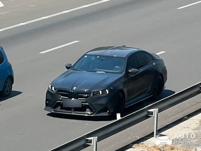 BMW M5 G90 spotted in Lançon-Provence