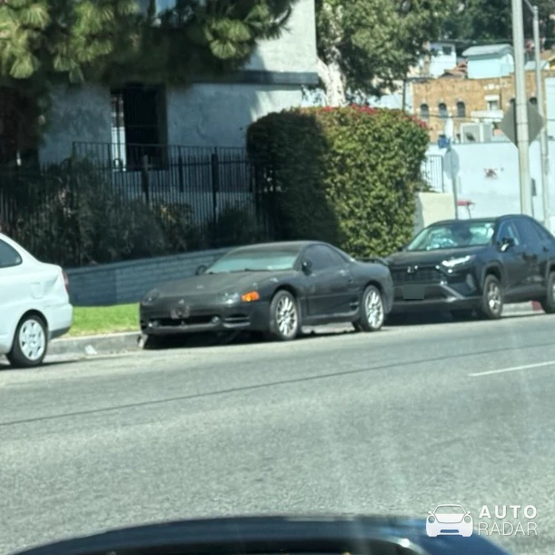 Mitsubishi 3000 GT spotted in Commerce