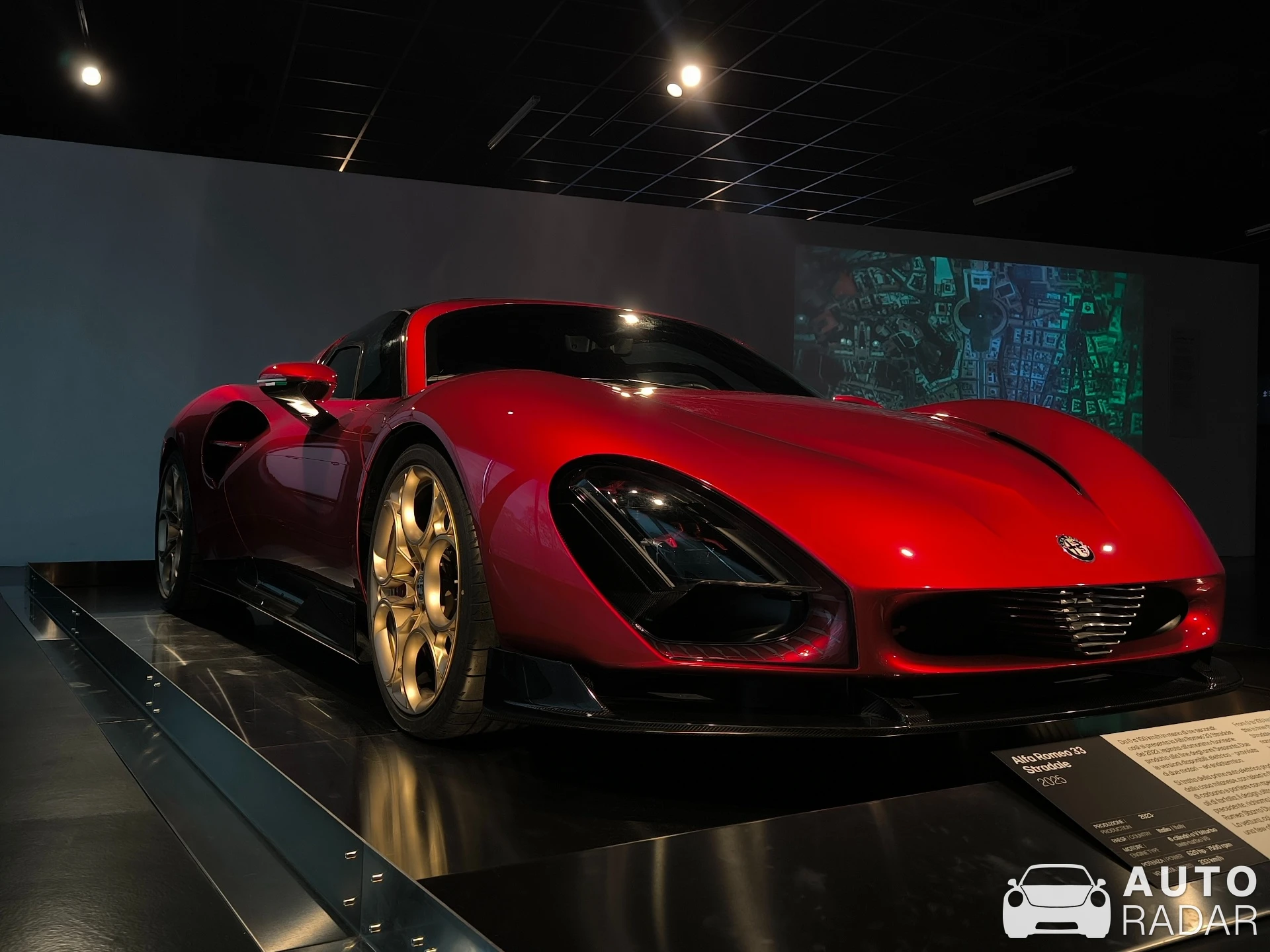 Alfa Romeo 33 Stradale spotted in Turin