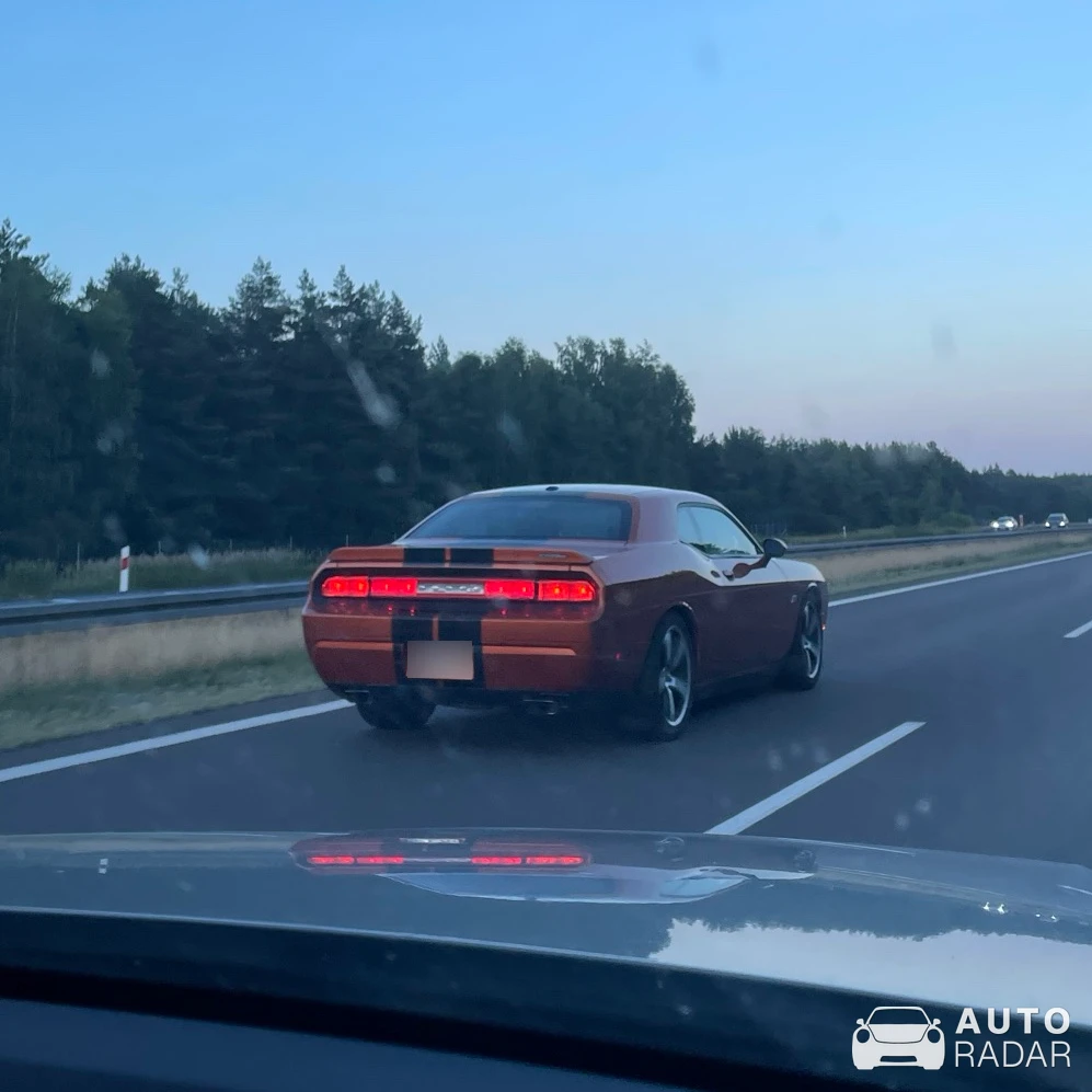 Dodge Challenger spotted in Stare Miasto