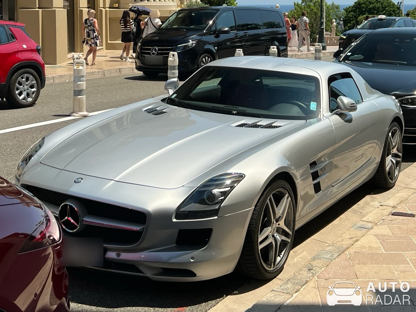 Mercedes-Benz SLS AMG spotted in Monaco