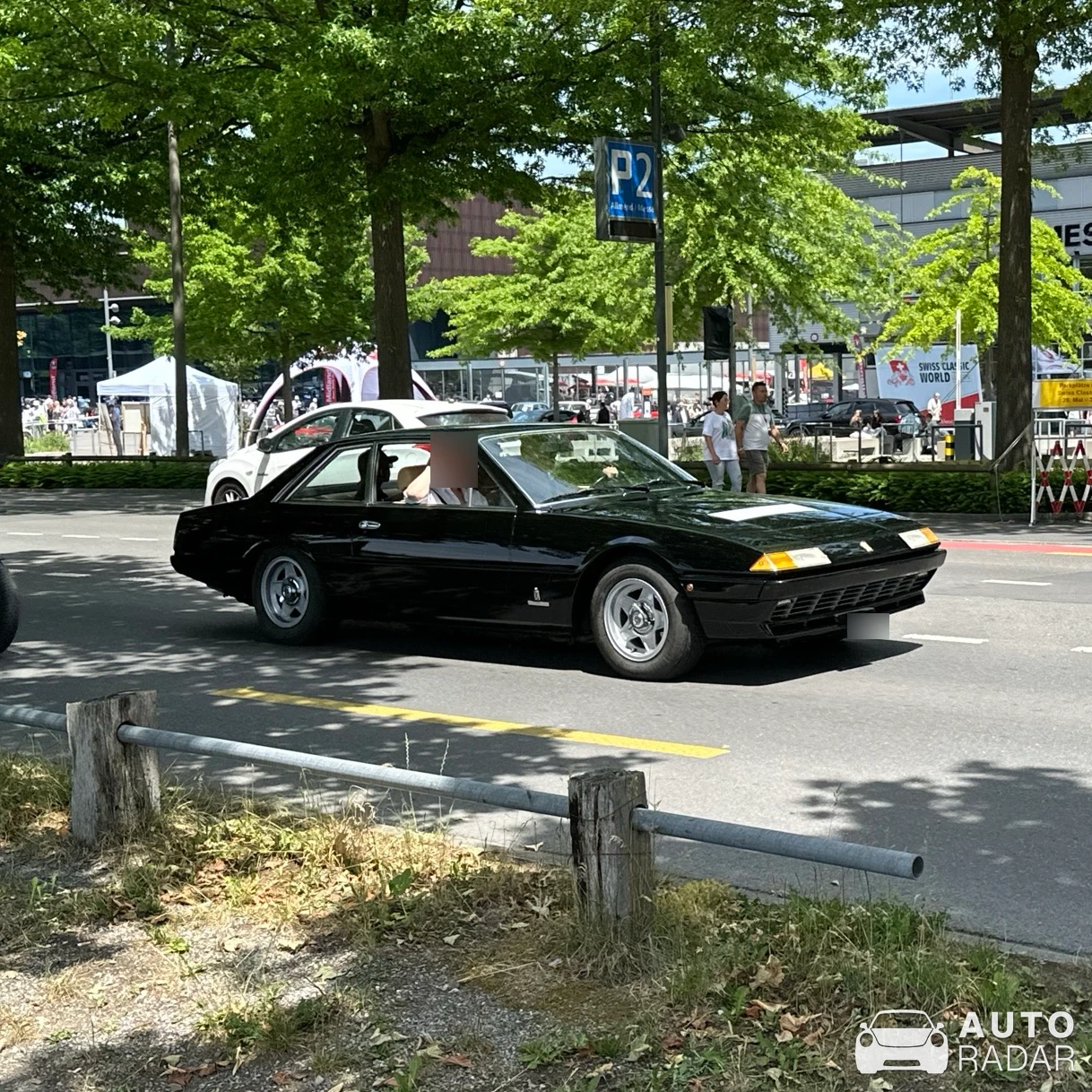Ferrari 400 spotted in Luzern