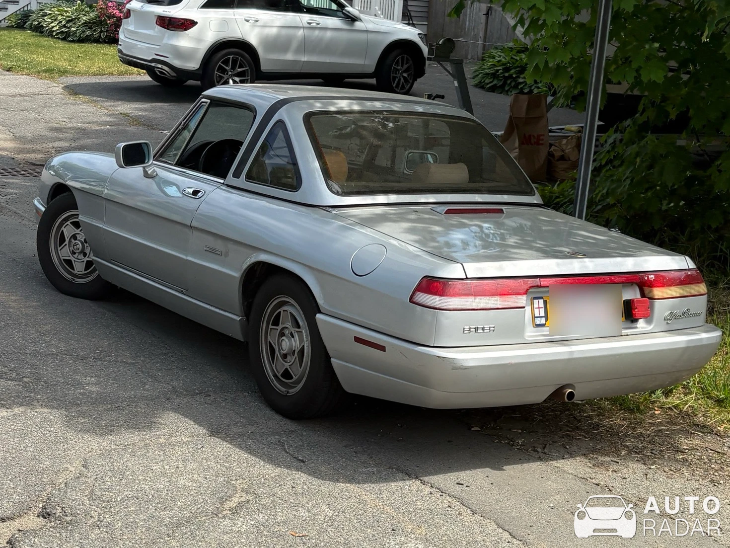 Alfa Romeo 2000 Spider Veloce spotted in Marblehead