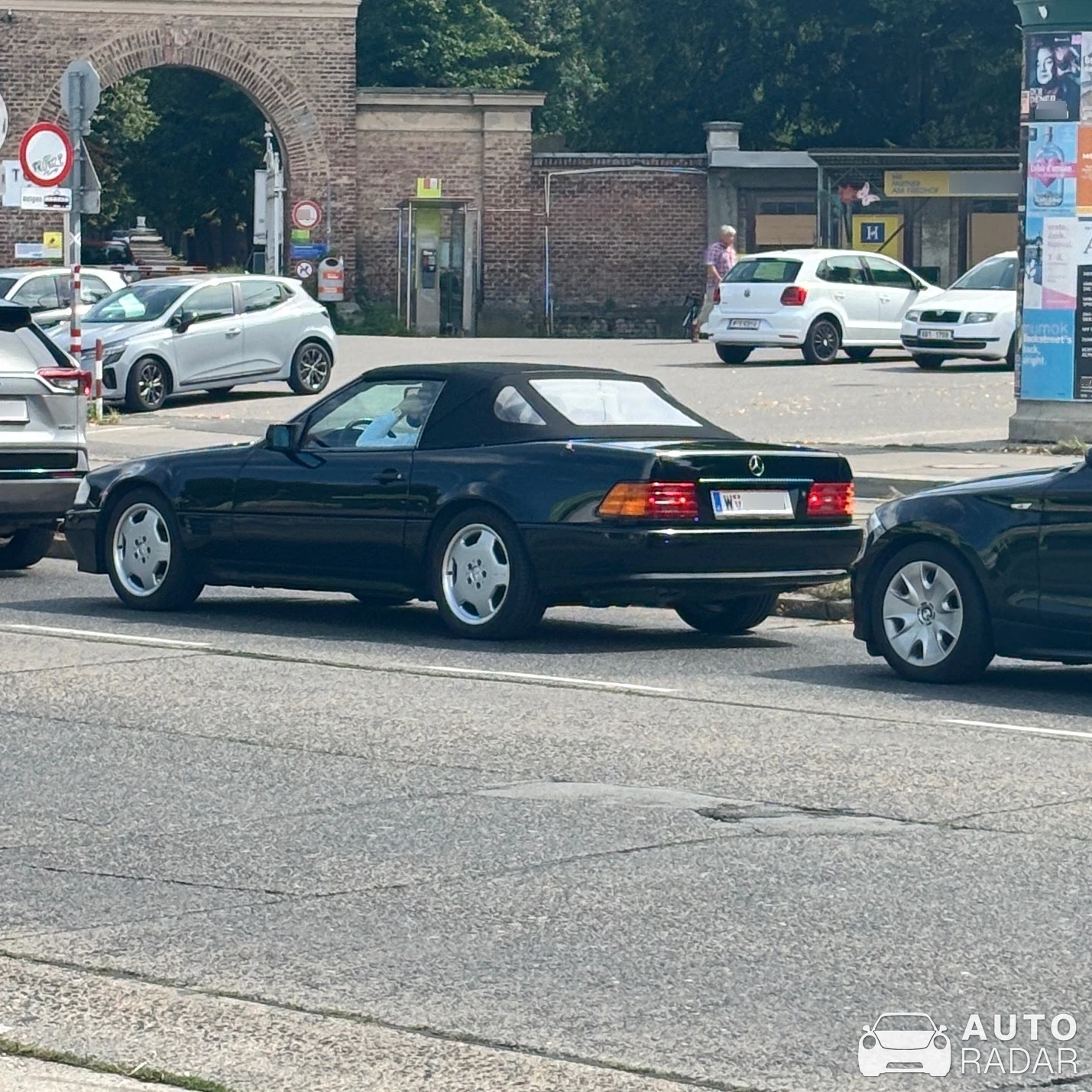Mercedes-Benz SL 60 AMG R129 spotted in Wien, Austria