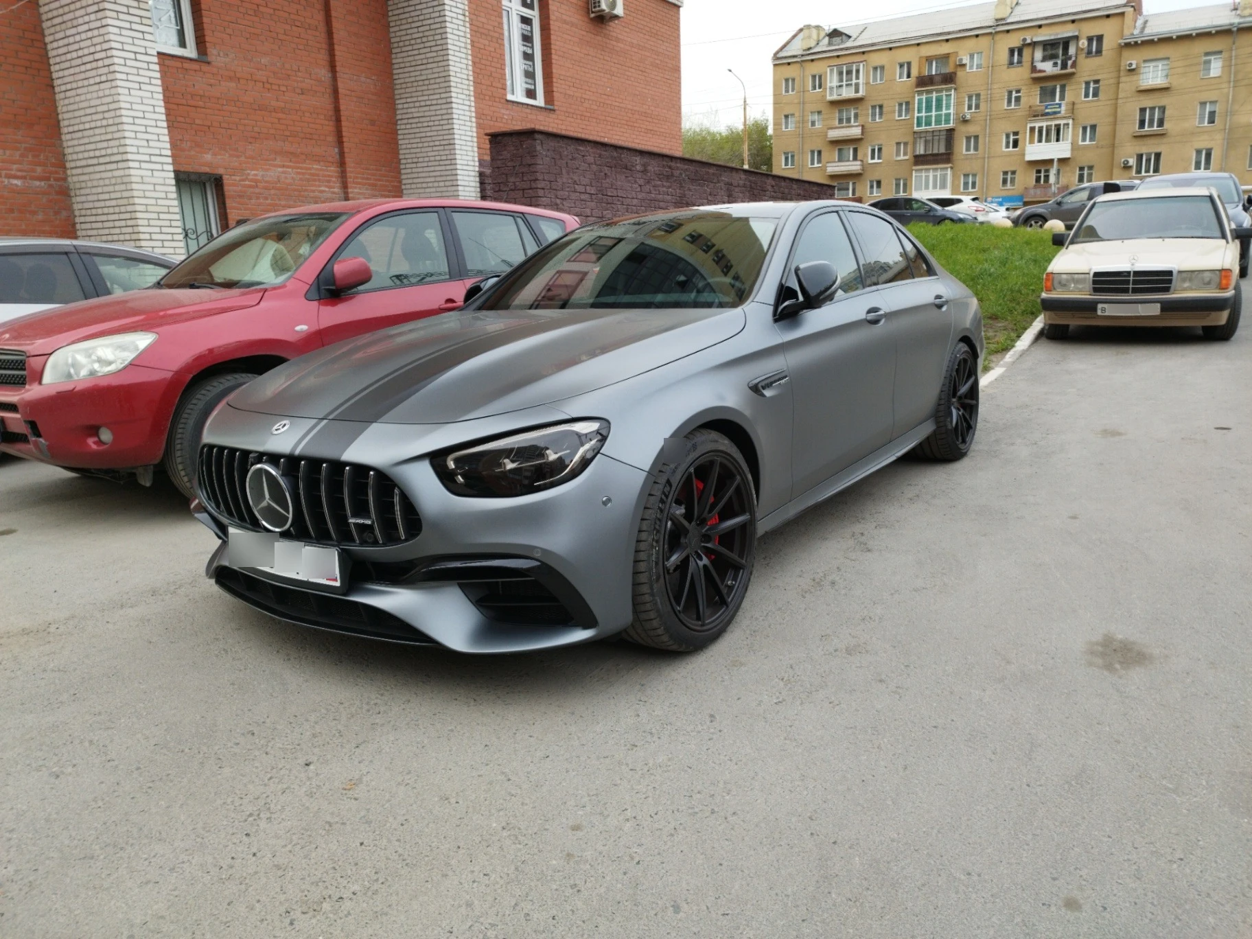 Mercedes-Benz e63s spotted in Омская область, Россия