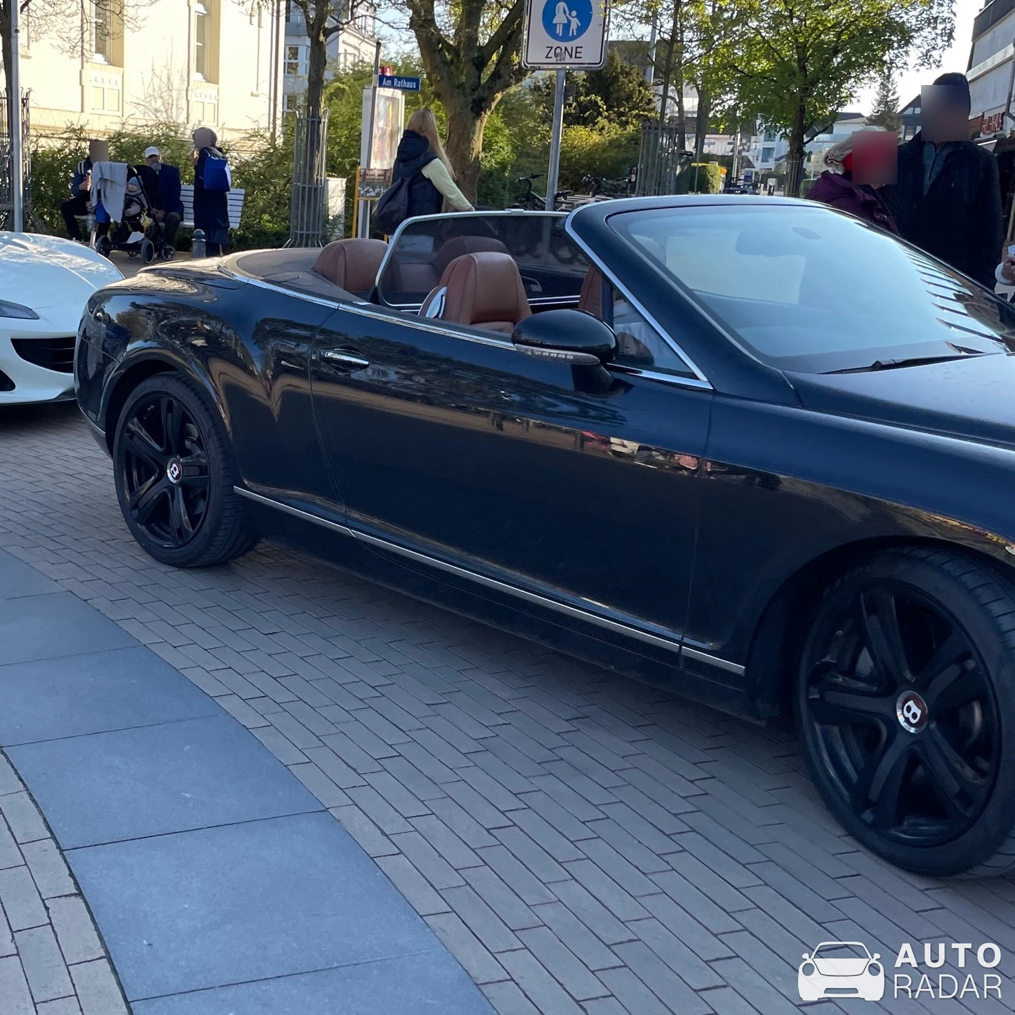 Bentley Continental GTC spotted in Lübeck