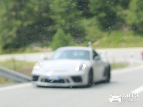 Porsche 991 GT3 MkI spotted in Ospizio Bernina