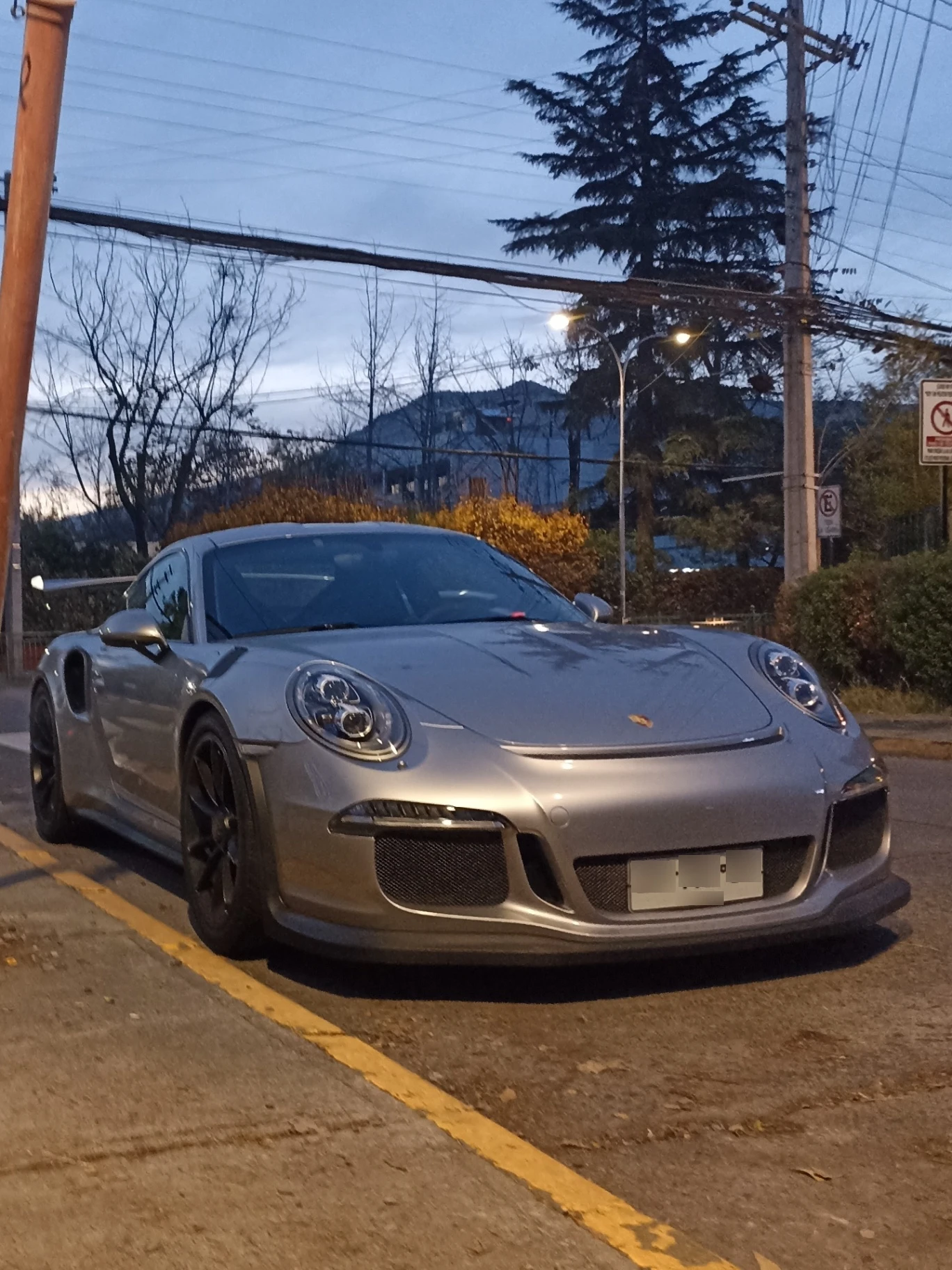 Porsche 992 GT3 RS spotted in Vitacura, Chile