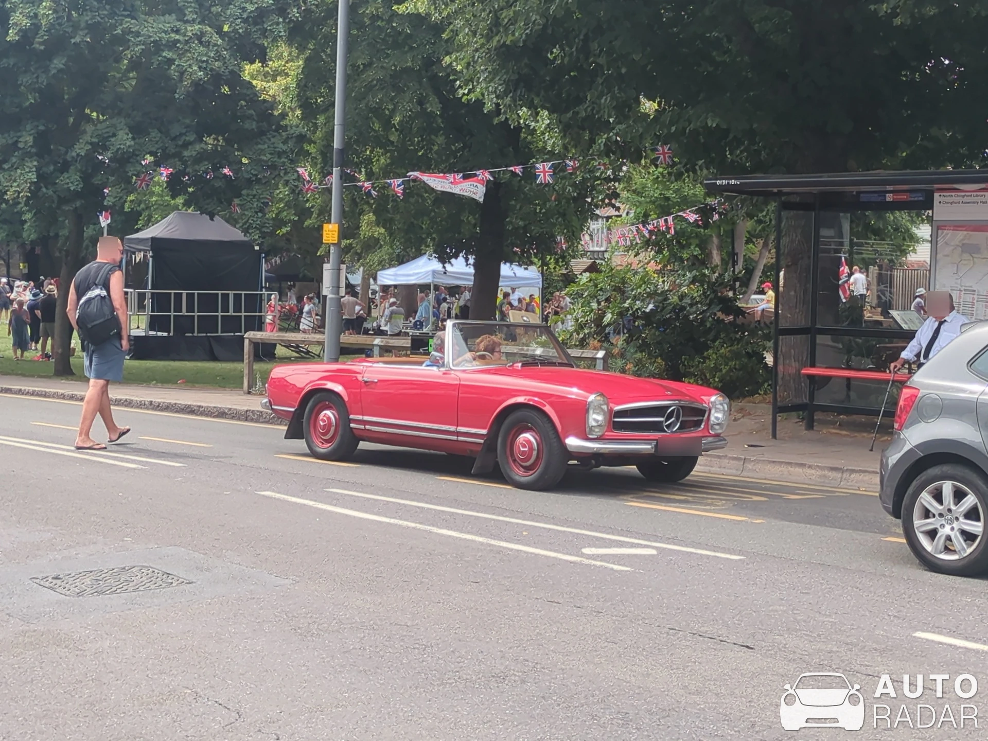 Mercedes-Benz W113 spotted in London