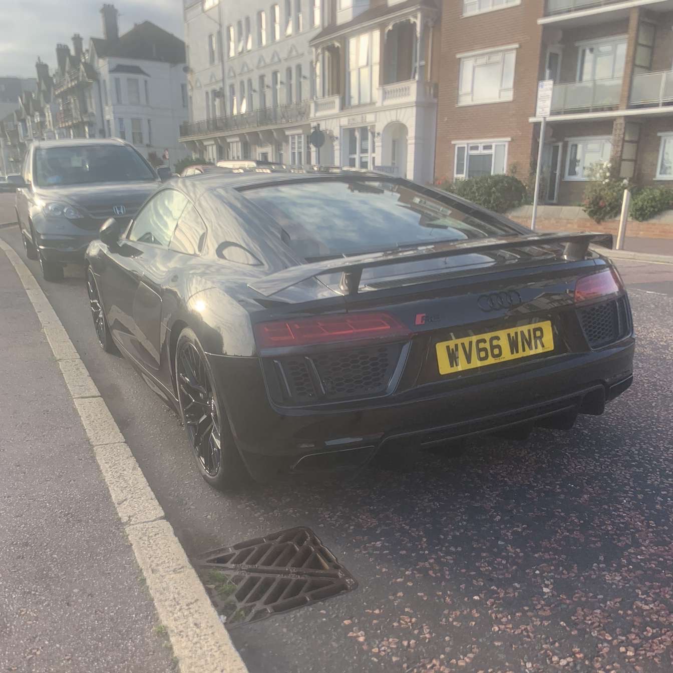 Audi R8 V10