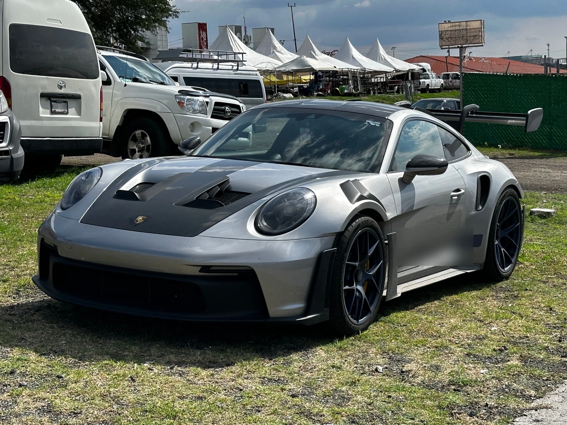 Porsche 992 GT3 RS spotted in Santiago de Querétaro, Mexico