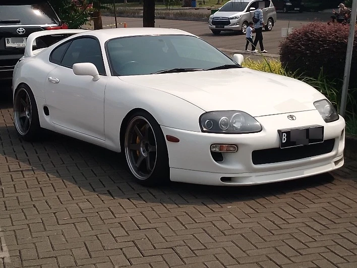 Toyota Supra A80 spotted in Kabupaten Tangerang, Indonesia