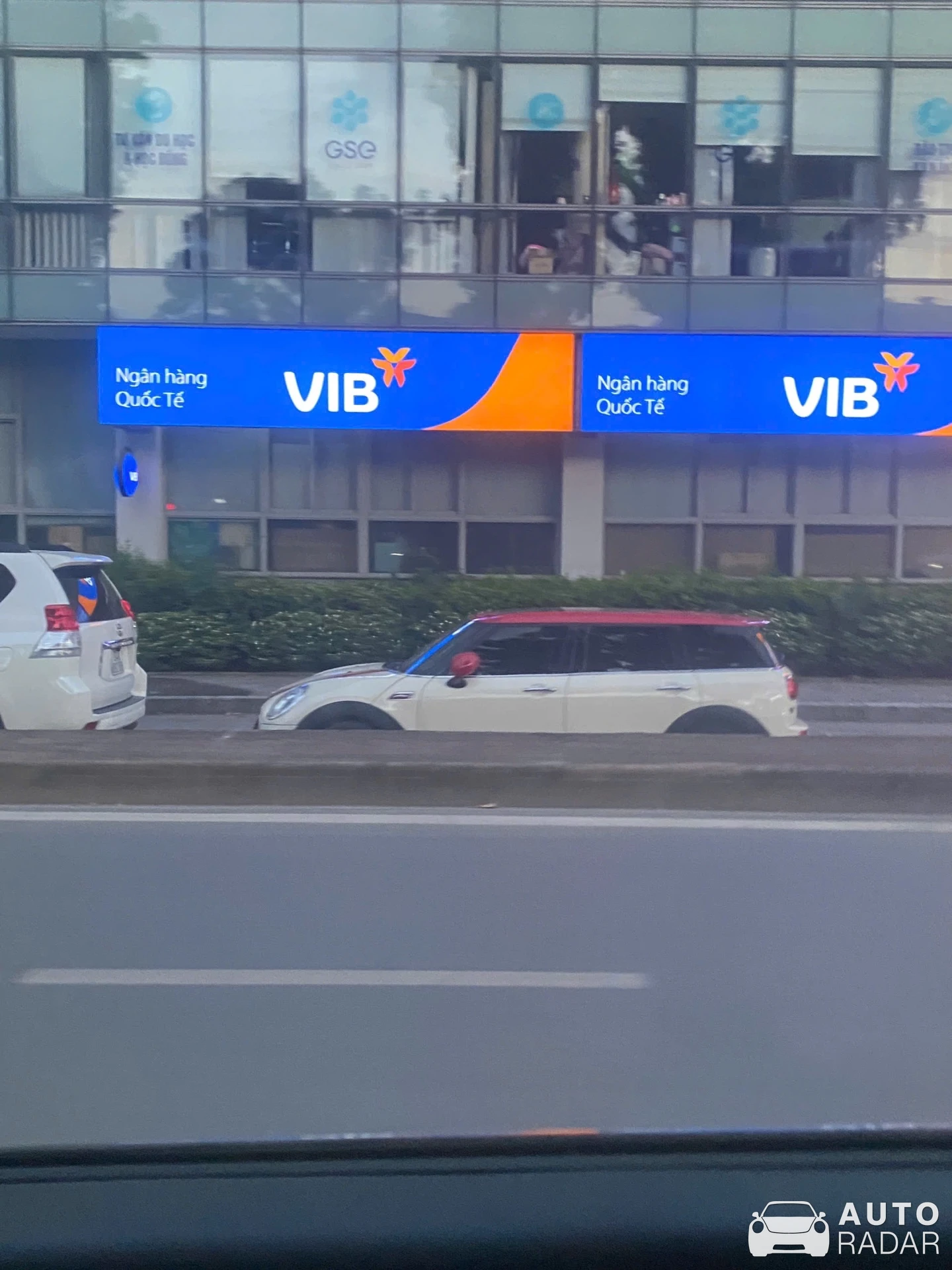 Mini F54 Clubman John Cooper Works 2019 spotted in Hanoi