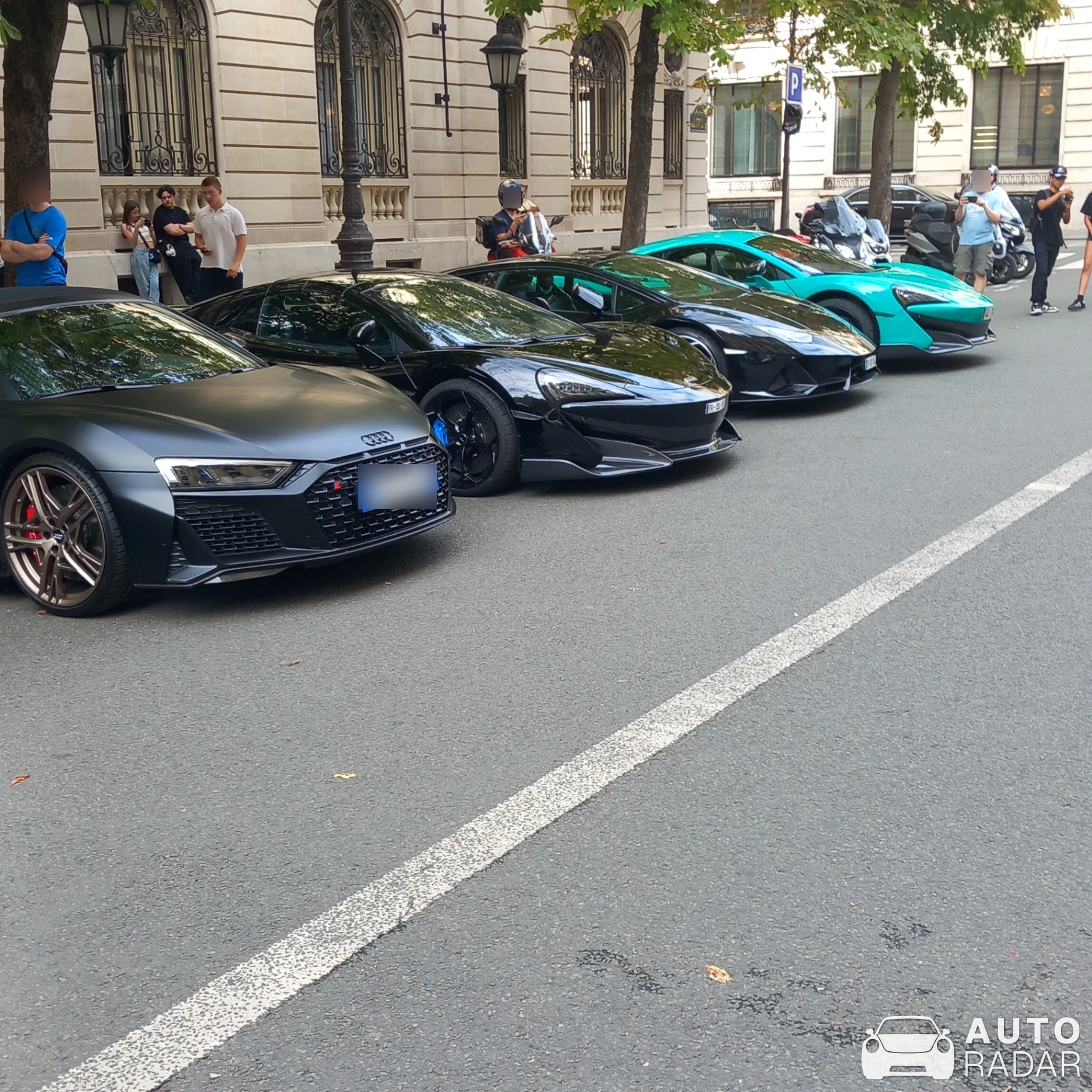 Audi R8 V10 spotted in Paris, France