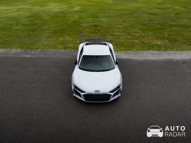 Audi R8 V10 spotted in Mississauga, Canada