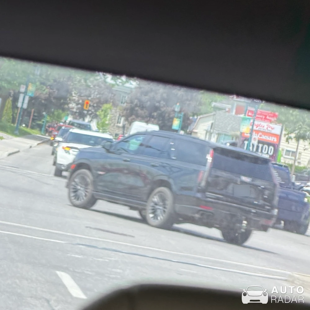Cadillac Escalade-V spotted in Mascouche