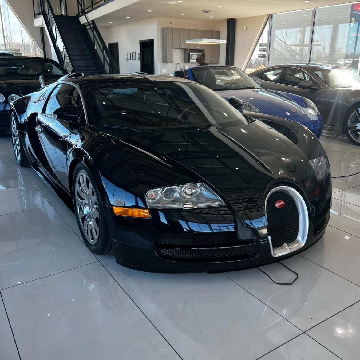 Bugatti Veyron 16.4 spotted in Naperville, United States