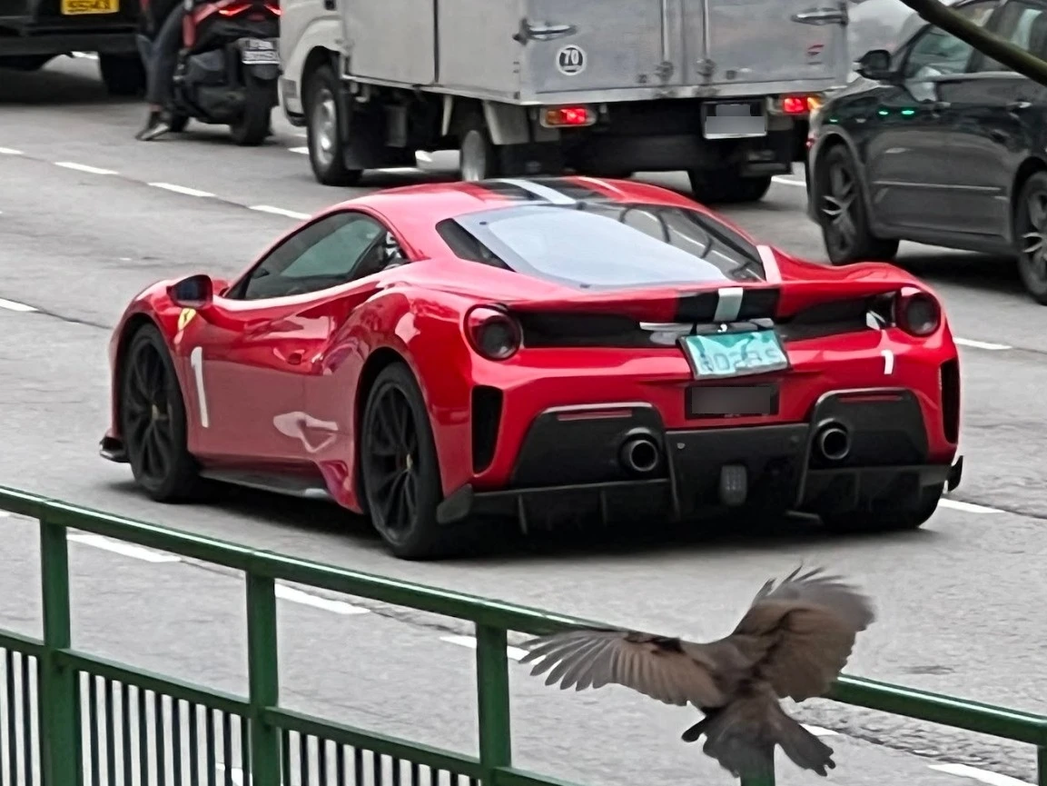 Ferrari 488 Pista spotted in Singapore, Singapore