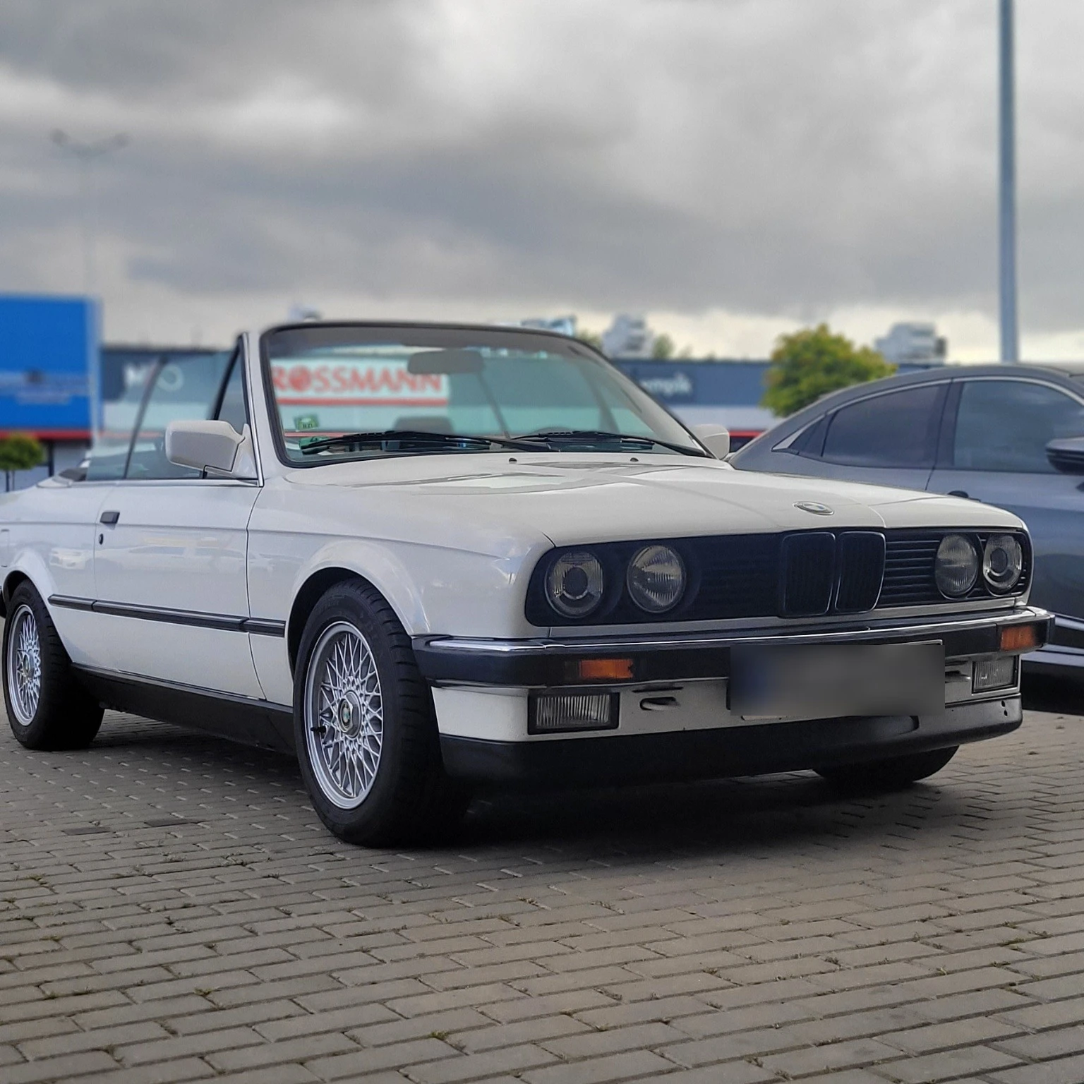 BMW E30 spotted in Szczecin, Poland