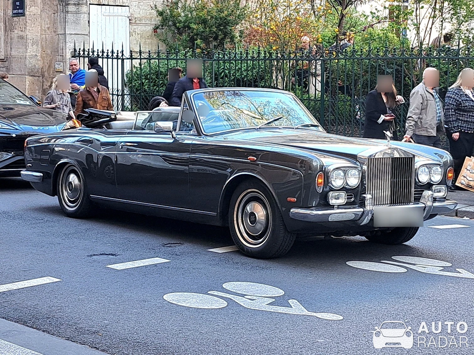 Rolls-Royce Corniche spotted in Paris