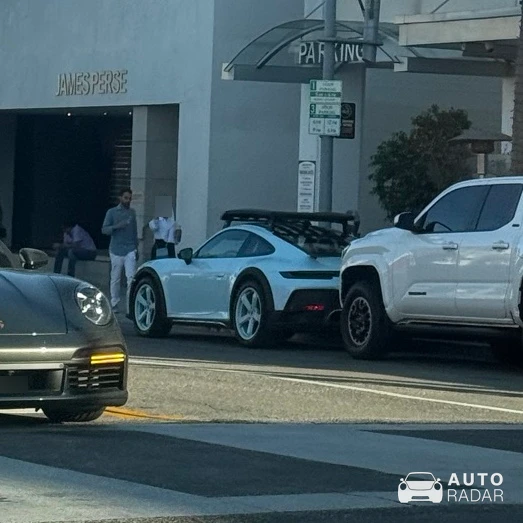 Porsche 992 Dakar spotted in Beverly Hills