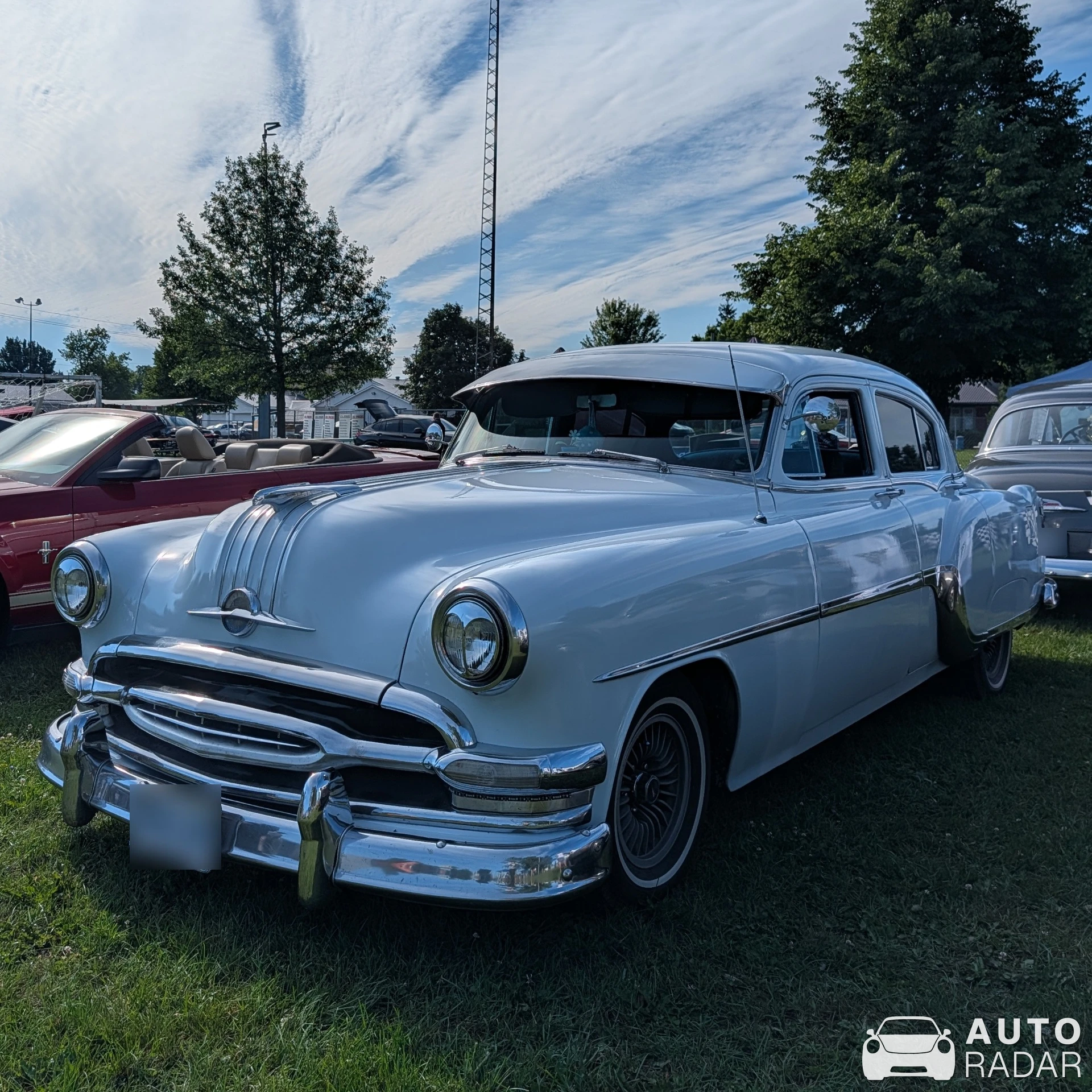 Pontiac Chieftain spotted in Merrickville