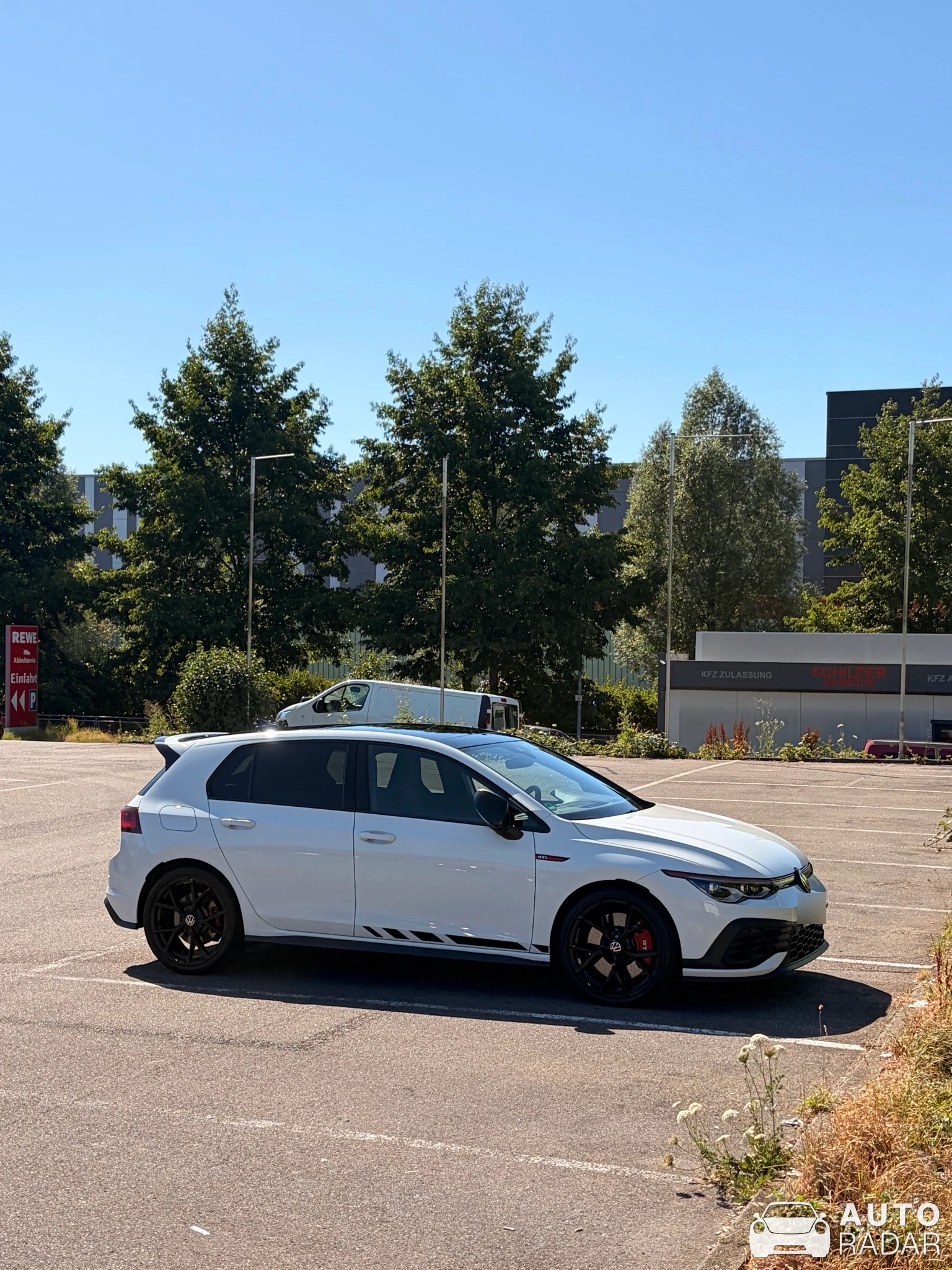 Volkswagen Golf 8.5 GTI spotted in Pforzheim