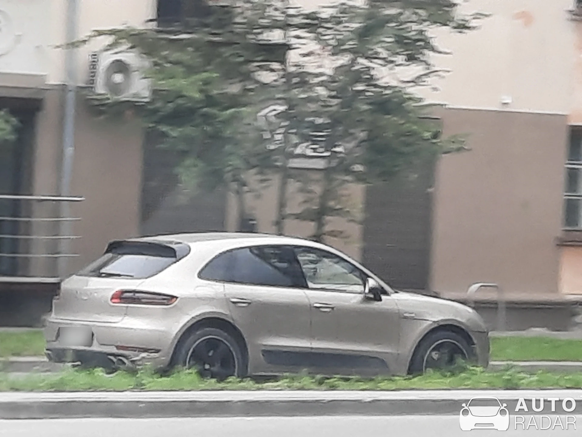 Porsche Macan S spotted in Avižieniai