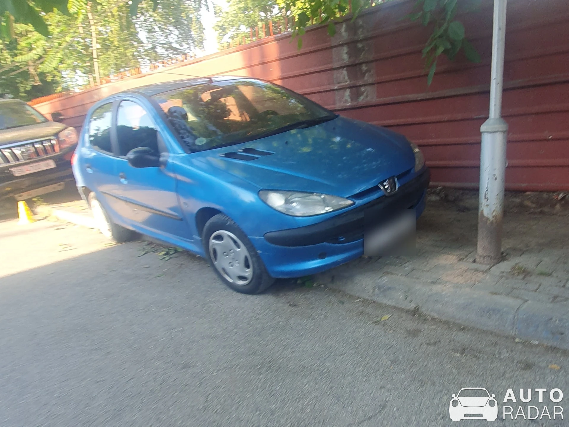 Peugeot 206 spotted in Skopje