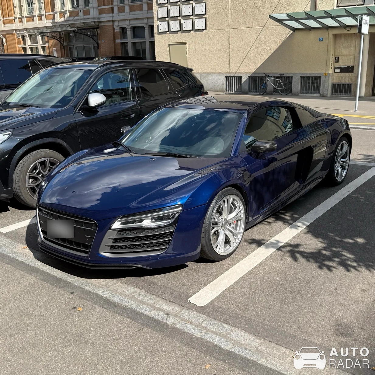 Audi R8 V10 Plus 2013 spotted in Zürich