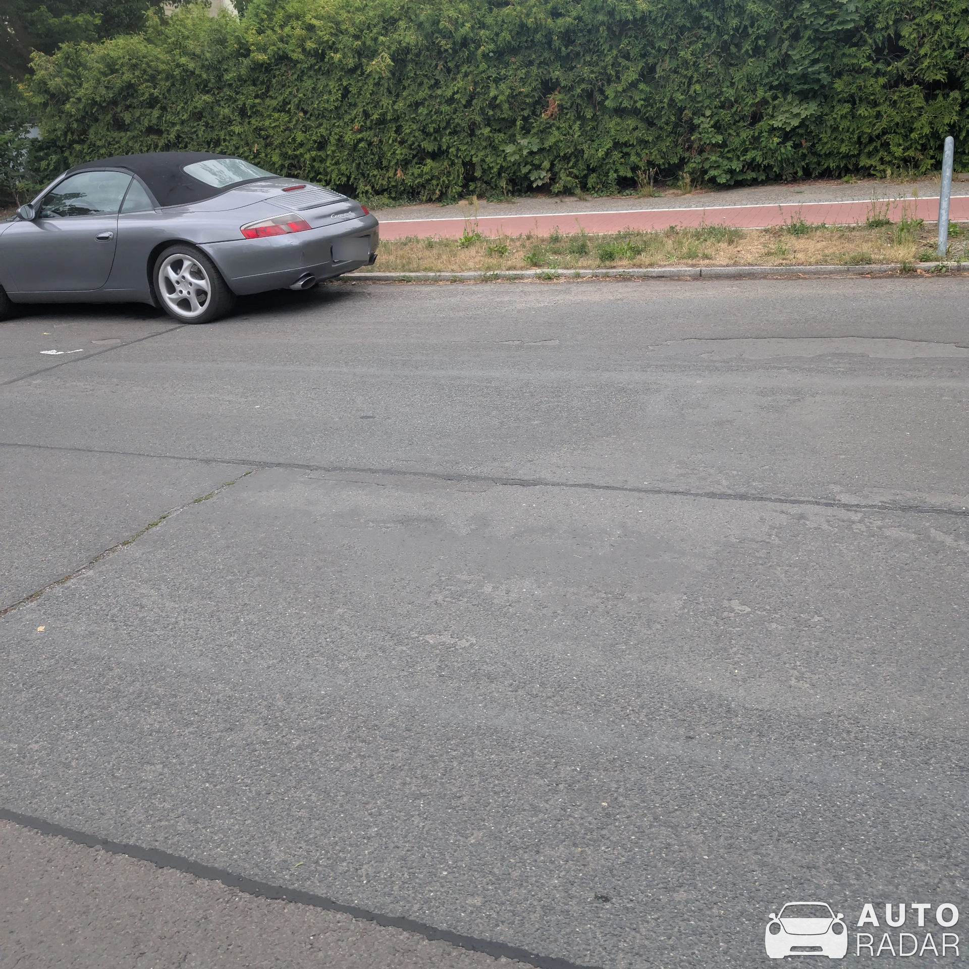Porsche 996 Carrera Cabriolet spotted in Berlin