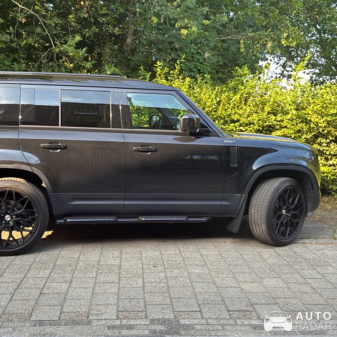Land Rover Defender 90 spotted