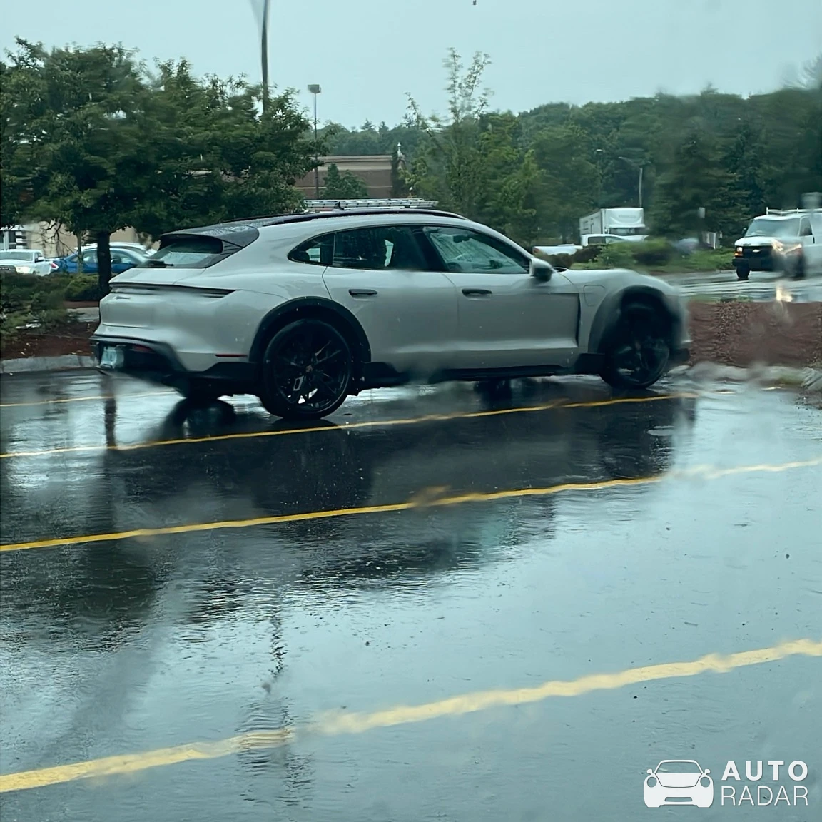 Porsche Taycan 4 Cross Turismo spotted in Nashua