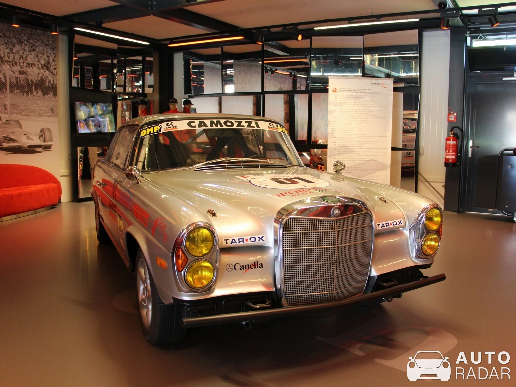 Mercedes-Benz 280 SE spotted in Romanshorn