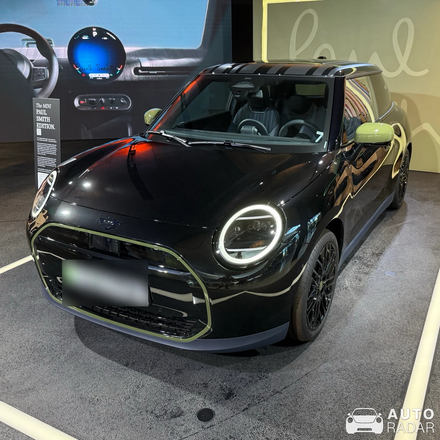 Mini Cooper SE 2024 spotted in München